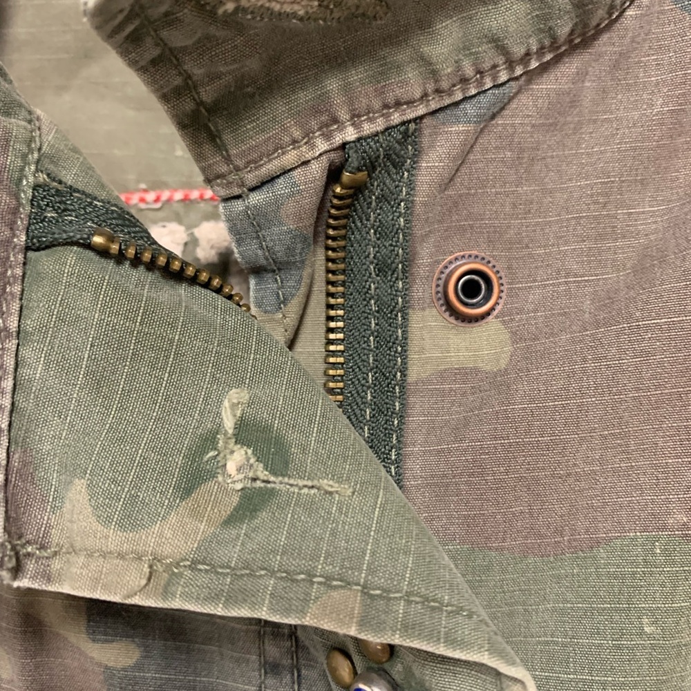 Western Denim Bank Camo Embroidered Distressed Jacket Size M - Picture 9 of 9